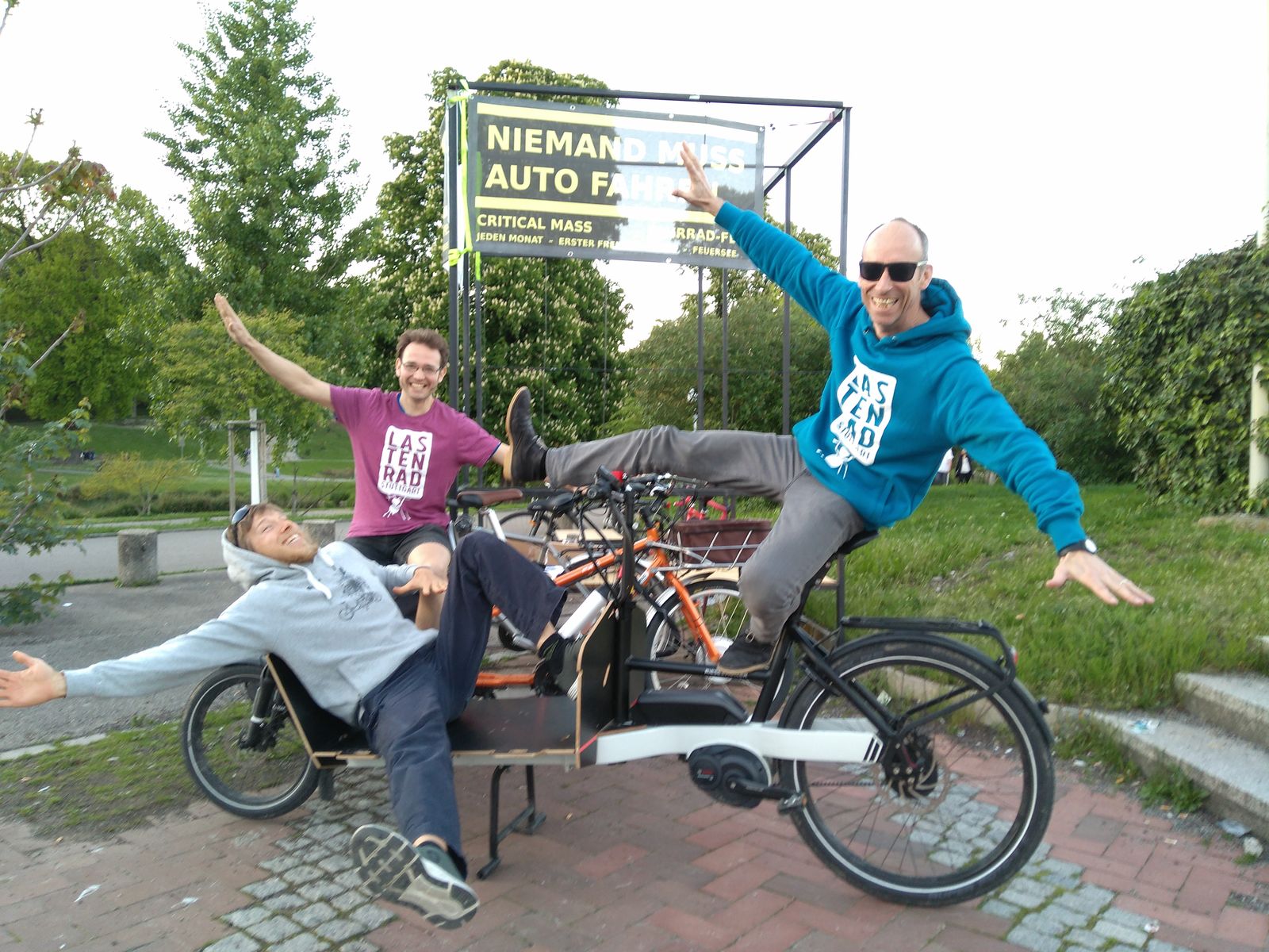 Coole Lastenrad Stuttgart Shirts und Hoodies